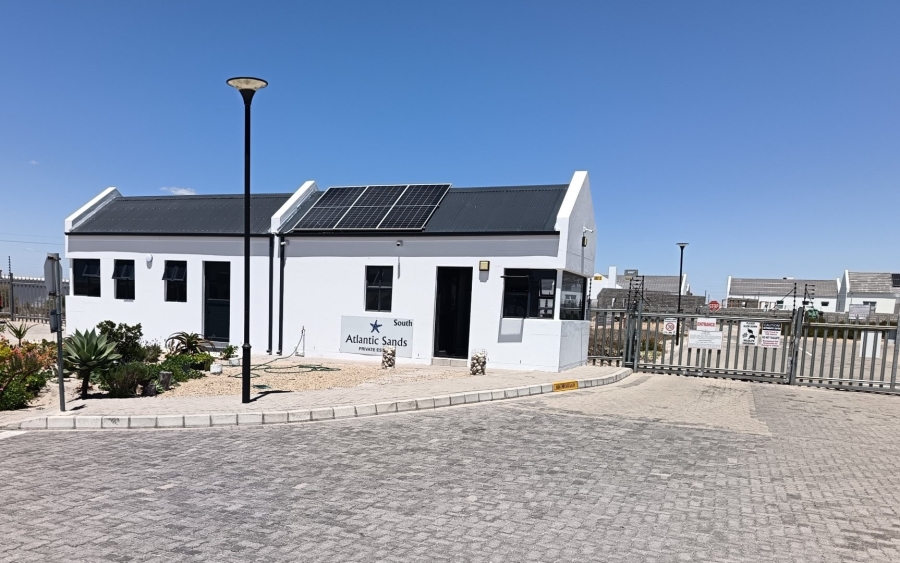  Bedroom Property for Sale in Laaiplek Western Cape